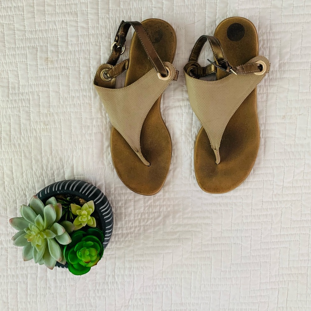 Blowfish women’s sandals